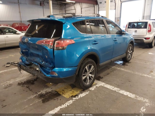 Toyota Rav4 Xle 2018 2T3RFREV8JW802243 Image 4