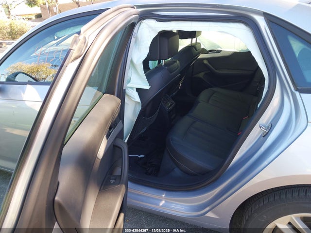 WAUANAF43HN025301 Audi A4 2.0t Premium