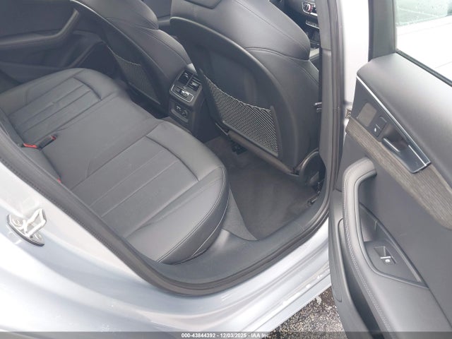 2019 AUDI A4 WAUENAF45KN021078 Photo 7