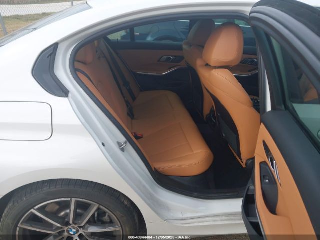 2022 BMW 330I 3MW5R1J0XN8C28646 Photo 7