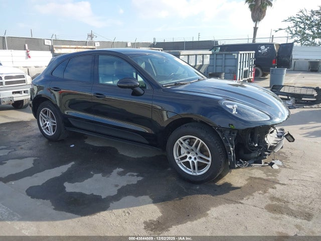 2020 PORSCHE MACAN WP1AA2A59LLB02504