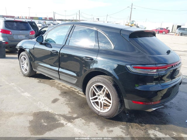 2020 PORSCHE MACAN WP1AA2A59LLB02504 Photo 2