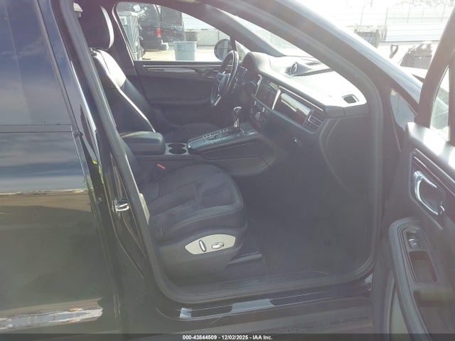 2020 PORSCHE MACAN WP1AA2A59LLB02504 Photo 4
