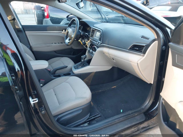 43844530 :رقم المزاد ، KMHD74LF9LU008238 vin ، 2020 Hyundai Elantra Se مزاد بيع