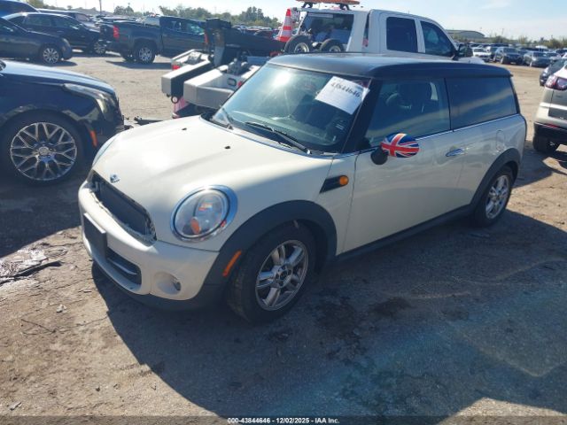 2012 MINI COOPER CLUBMAN WMWZF3C51CT190356 Photo 1