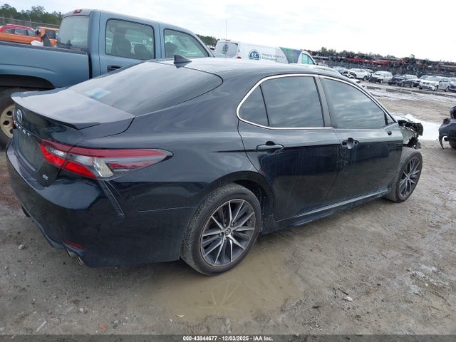 4T1T11AK7NU041138 Toyota CAMRY SE