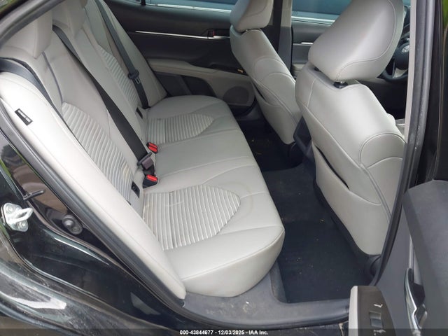 4T1T11AK7NU041138 Toyota CAMRY SE