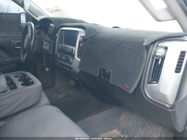 2017 GMC SIERRA 2500HD 1GT12SEG7HF158523 Photo 4