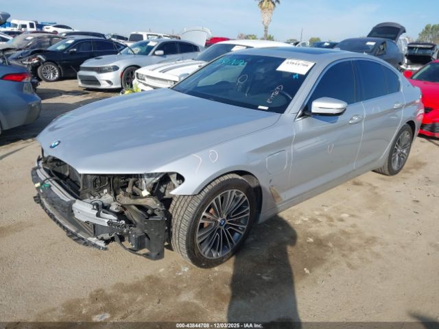 2019 BMW 530E WBAJA9C59KB389805 Photo 1