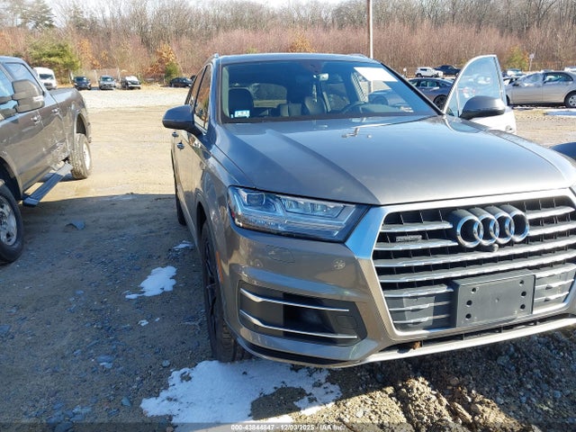 2017 AUDI Q7 WA1LAAF72HD027073 Photo 5