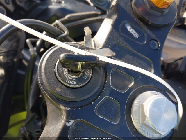 2022 YAMAHA YZFR7 JYARM38Y9NA000325 Photo 10