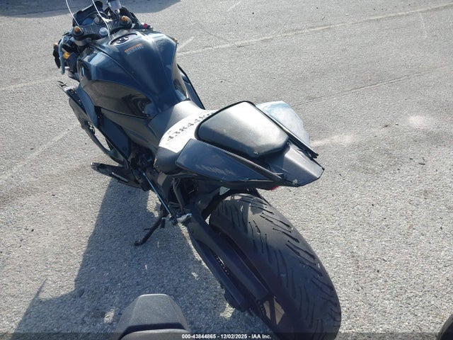 2022 YAMAHA YZFR7 JYARM38Y9NA000325 Photo 2