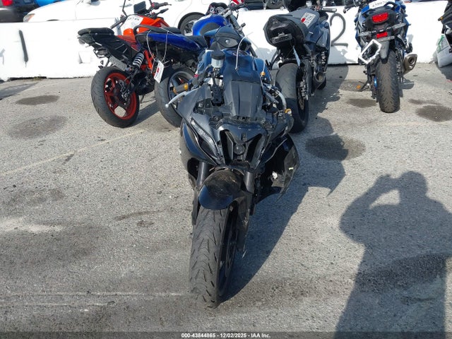 2022 YAMAHA YZFR7 JYARM38Y9NA000325 Photo 4