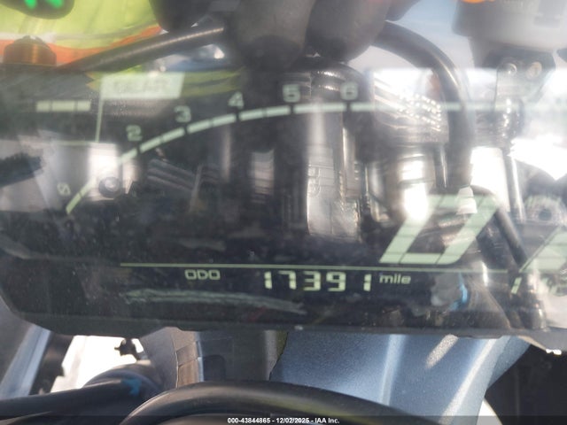 2022 YAMAHA YZFR7 JYARM38Y9NA000325 Photo 6