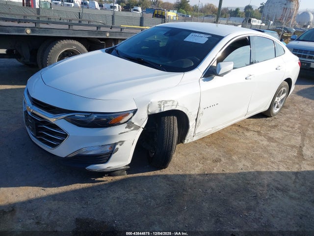 1G1ZC5STXNF174965 Chevrolet Malibu Fwd 1fl