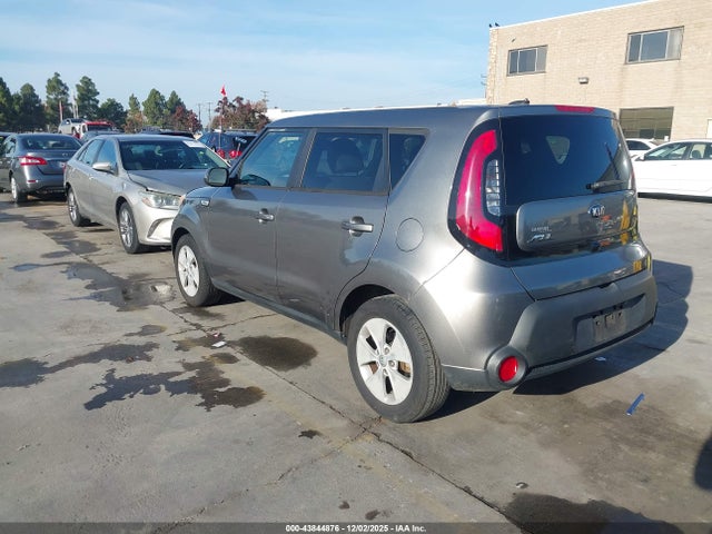 KNDJN2A27F7218230 KIA Soul