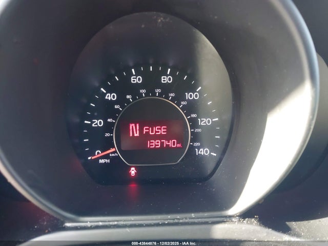KNDJN2A27F7218230 KIA Soul