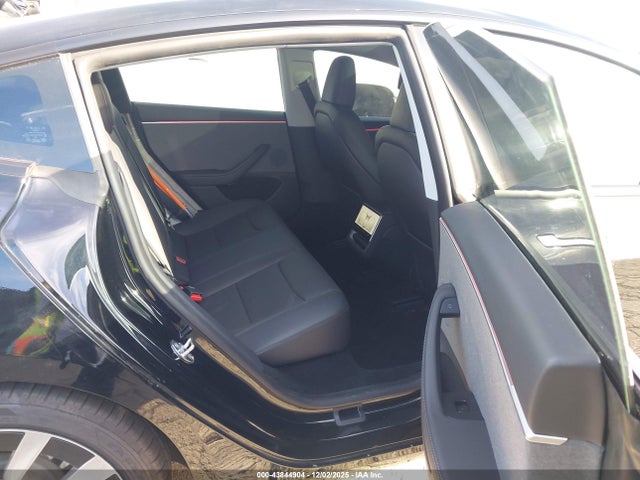 2025 TESLA MODEL 3 5YJ3E1EA1SF910539 Photo 7