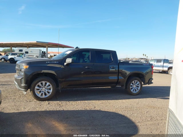 1GCPYBEK3MZ396262 Chevrolet Silverado 1500 4wd Short Bed Custom