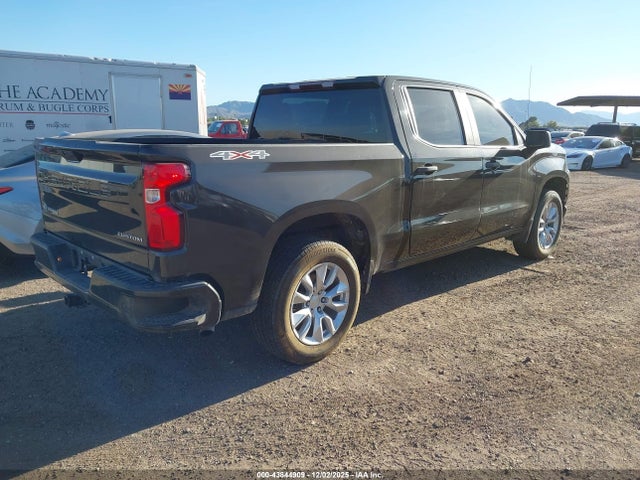 1GCPYBEK3MZ396262 Chevrolet Silverado 1500 4wd Short Bed Custom