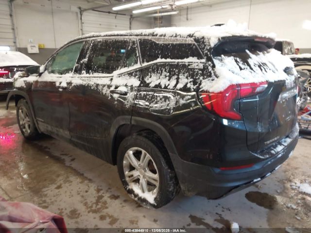 2020 GMC TERRAIN 3GKALMEV7LL263282 Photo 2