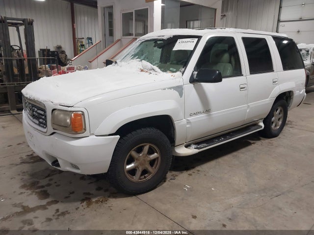 1999 CADILLAC ESCALADE 1GYEK13RXXR415861 Photo 1