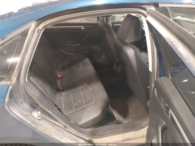 2018 VOLKSWAGEN PASSAT 1VWAA7A32JC011789 Photo 7