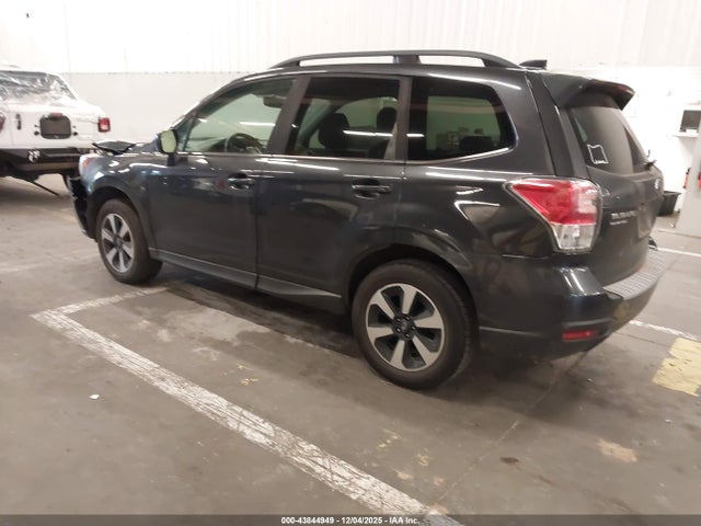 JF2SJAJC7HH565946 Subaru Forester 2.5i Limited