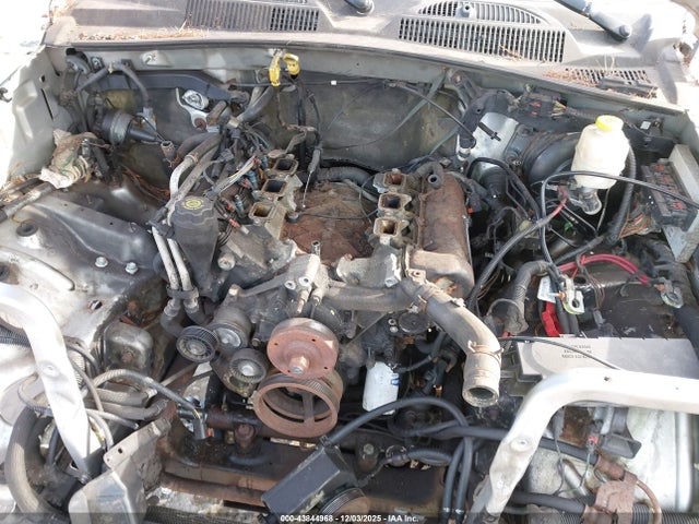 2004 JEEP LIBERTY 1J4GL38K24W141758 Photo 9