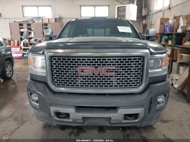 Продаж на аукціоні авто 2015 Gmc Sierra 2500hd Denali, vin: 1GT120E84FF618215, номер лоту: 43844972