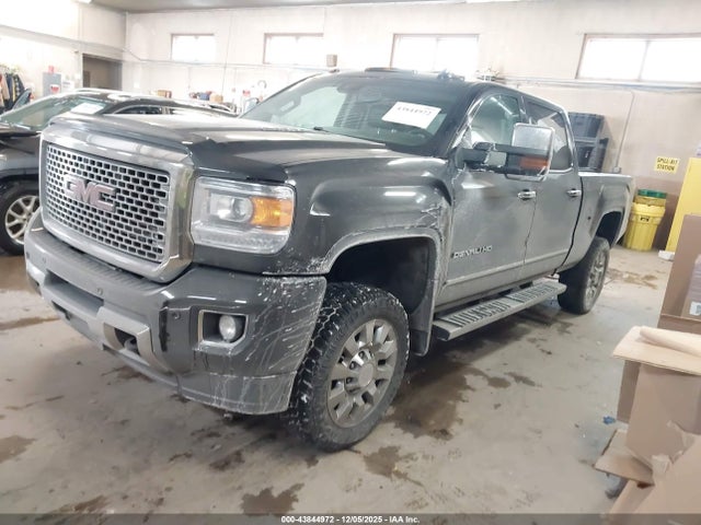 Продаж на аукціоні авто 2015 Gmc Sierra 2500hd Denali, vin: 1GT120E84FF618215, номер лоту: 43844972