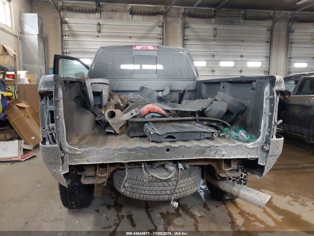 Продаж на аукціоні авто 2015 Gmc Sierra 2500hd Denali, vin: 1GT120E84FF618215, номер лоту: 43844972