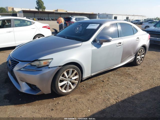 2016 LEXUS IS 200T JTHBA1D24G5026054 Photo 1