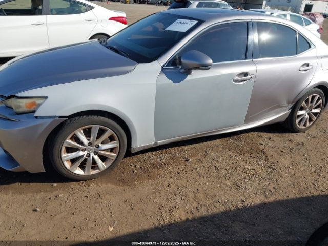 2016 LEXUS IS 200T JTHBA1D24G5026054 Photo 5