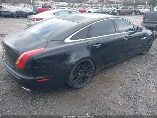 2011 JAGUAR XJ SAJWA2GB2BLV15224 Photo 3
