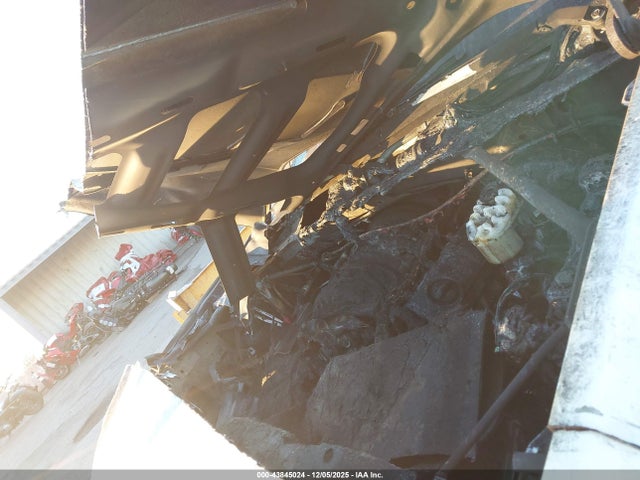 3GCPCREC4GG378812 Chevrolet Silverado 1500 1lt