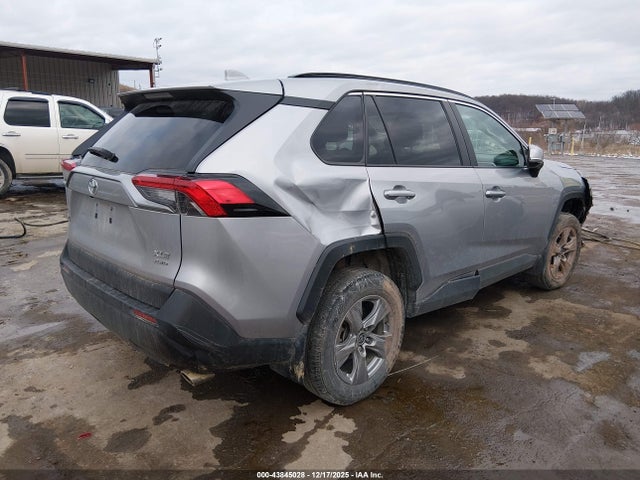 2023 TOYOTA RAV4 2T3P1RFV6PC366345 Photo 3