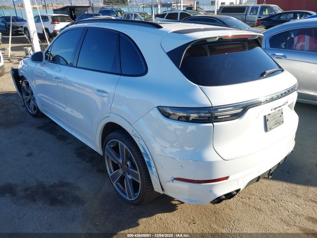 2023 PORSCHE CAYENNE WP1AG2AY3PDA18610 Photo 2