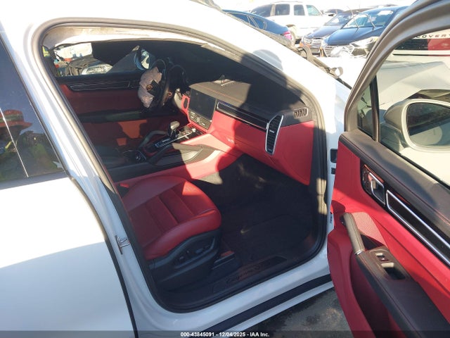 2023 PORSCHE CAYENNE WP1AG2AY3PDA18610 Photo 4