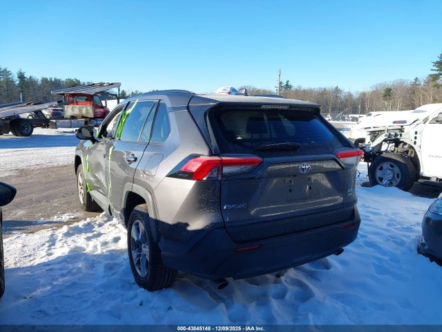 Toyota Rav4 Xle 2022 2T3P1RFV2NW265315 Image 3