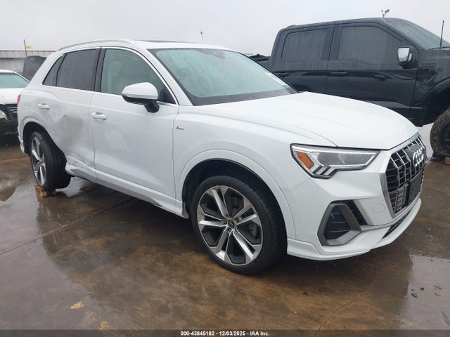 2020 AUDI Q3 WA1EECF31L1006862 Photo 0