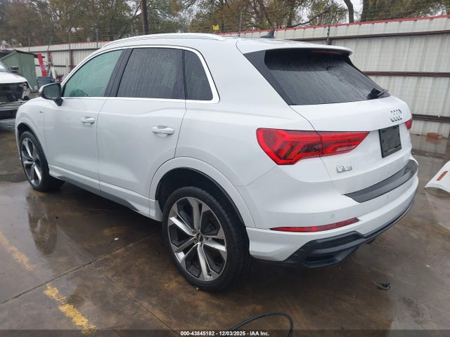2020 AUDI Q3 WA1EECF31L1006862 Photo 2