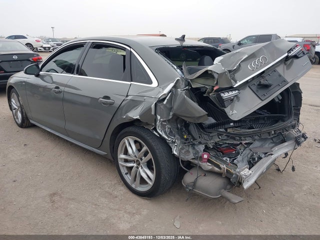 2023 AUDI A4 WAUEAAF41PN014843 Photo 2