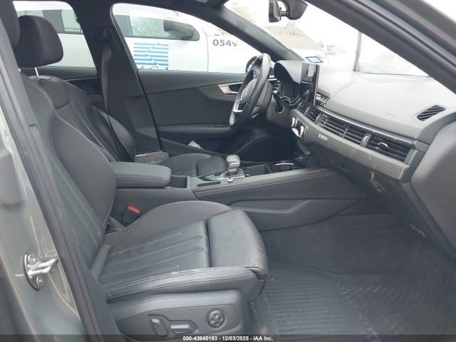 2023 AUDI A4 WAUEAAF41PN014843 Photo 4
