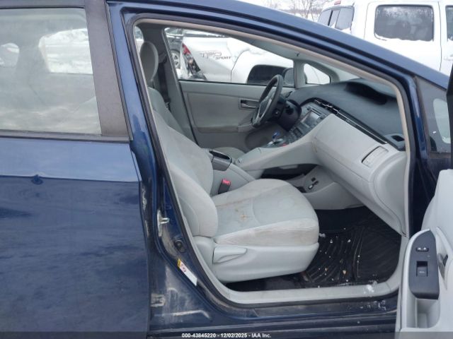 2012 TOYOTA PRIUS JTDKN3DU3C1560070 Photo 4