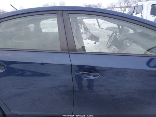 2012 TOYOTA PRIUS JTDKN3DU3C1560070 Photo 5