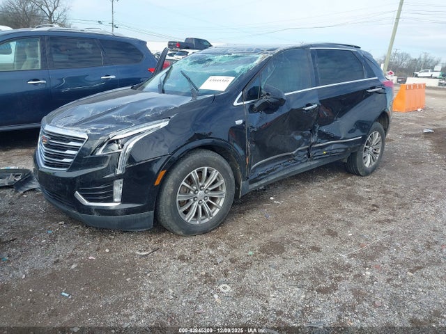 2017 CADILLAC XT5 1GYKNDRS3HZ268967 Photo 1