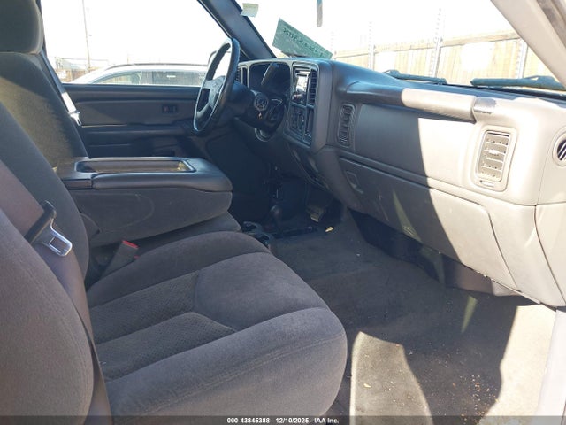 43845388 :رقم المزاد ، 1GCEK19B65E121703 vin ، 2005 Chevrolet Silverado 1500 Z71 مزاد بيع