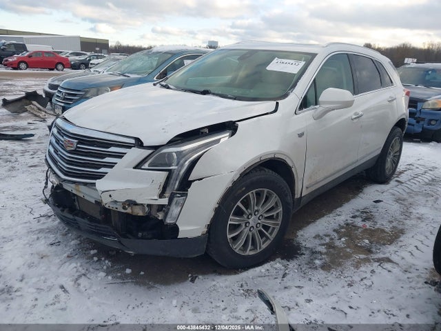 2018 CADILLAC XT5 1GYKNDRS3JZ232153 Photo 1