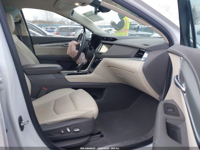 2018 CADILLAC XT5 1GYKNDRS3JZ232153 Photo 4
